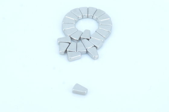 Industrial  Small Rare Earth Magnets NdFeB Wireless Charging Magnets For Mobile Phone